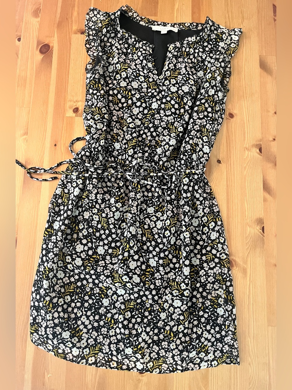 LOFT Floral Dress XS Petite